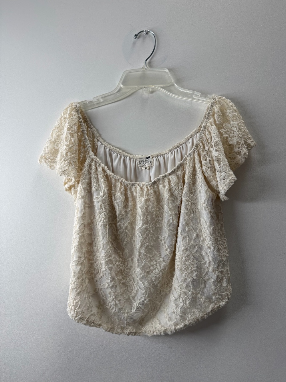 L.A. Hearts Women Cream Lace Short Sleeve Peasant Top